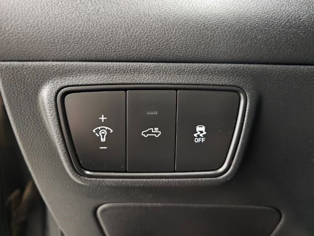 Used 2022 Hyundai Santa Cruz SEL image 14