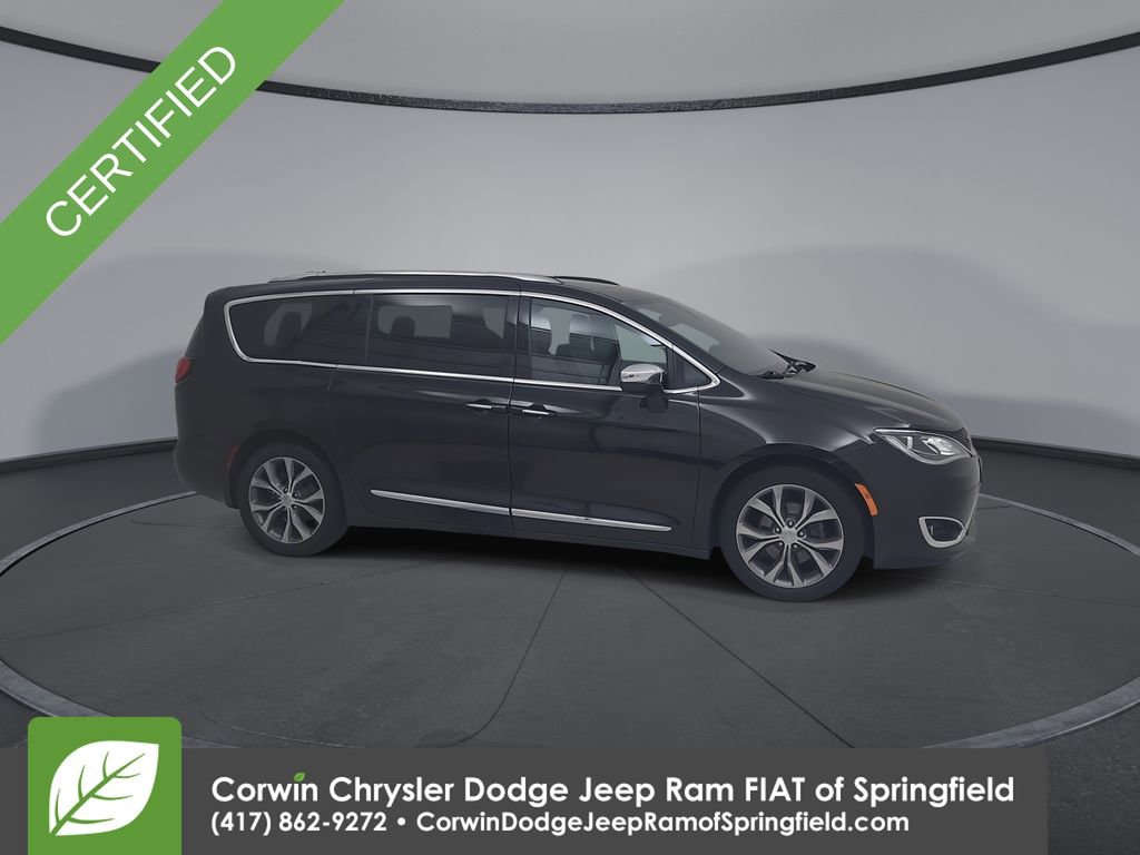 Certified 2020 Chrysler Pacifica Limited image 3