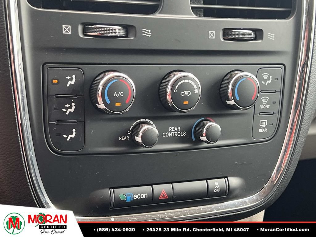 Used 2018 Dodge Grand Caravan SE w/ UConnect Hands-Free Group FWD image 23