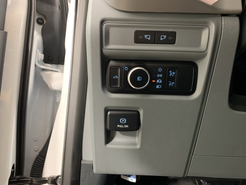 Used 2023 Ford F150 XLT w/ Trailer Tow Package image 14