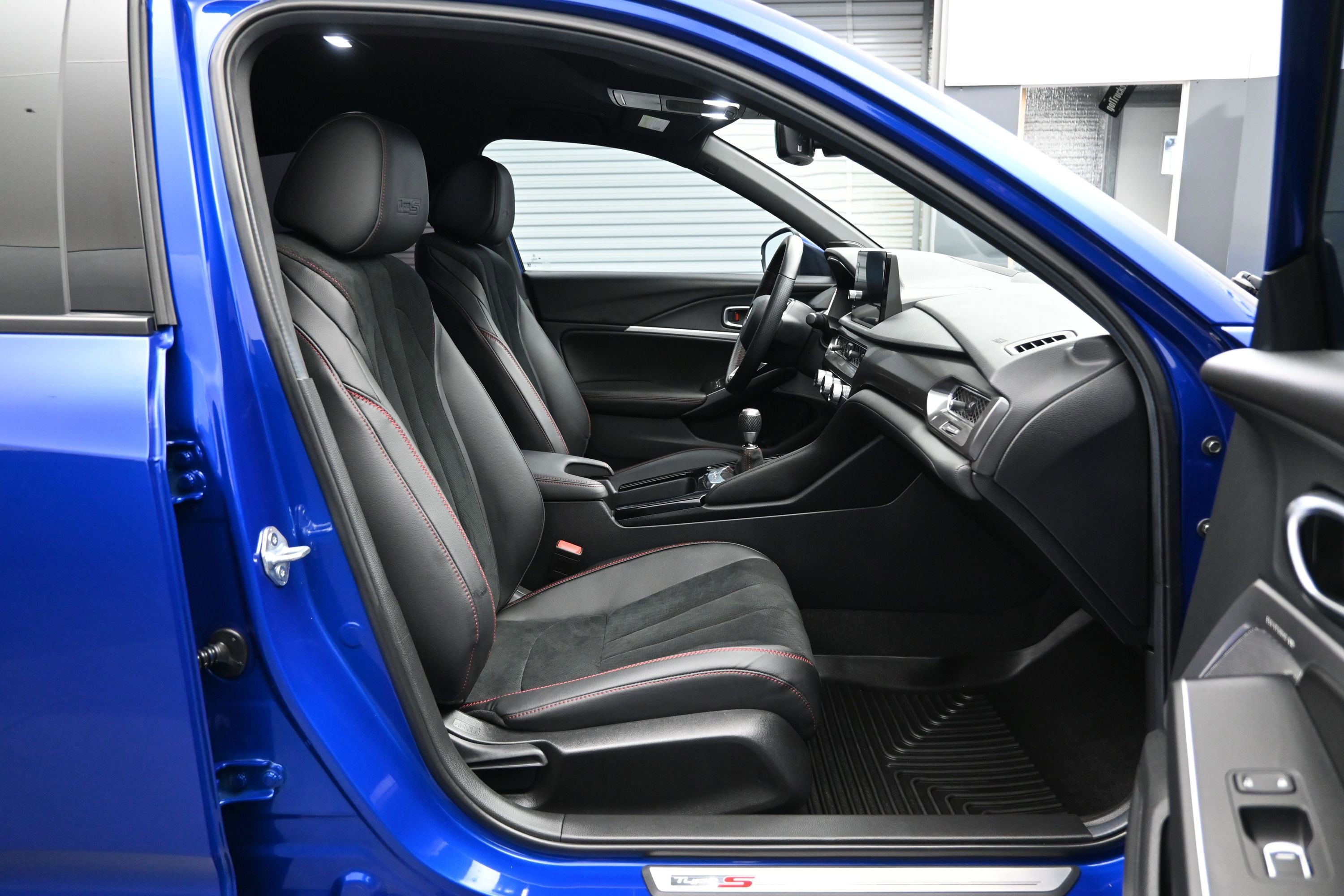 Used 2025 Acura Integra Type S FWD image 13