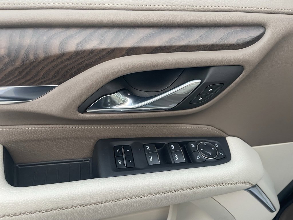 Used 2023 GMC Yukon Denali image 15