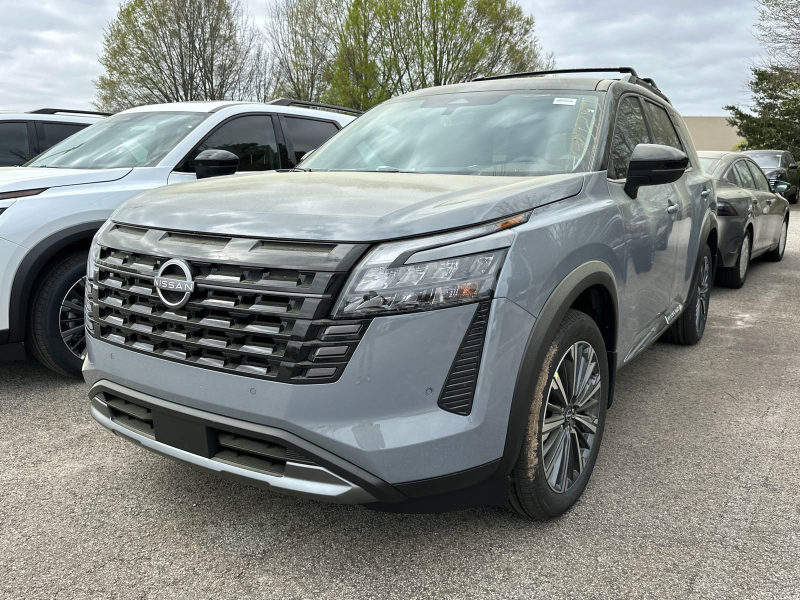 New 2026 Nissan Pathfinder Platinum