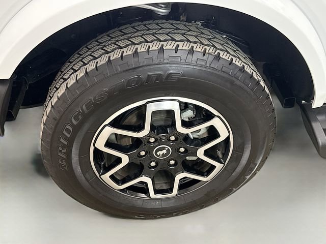 Used 2025 Ford Bronco Outer Banks image 31