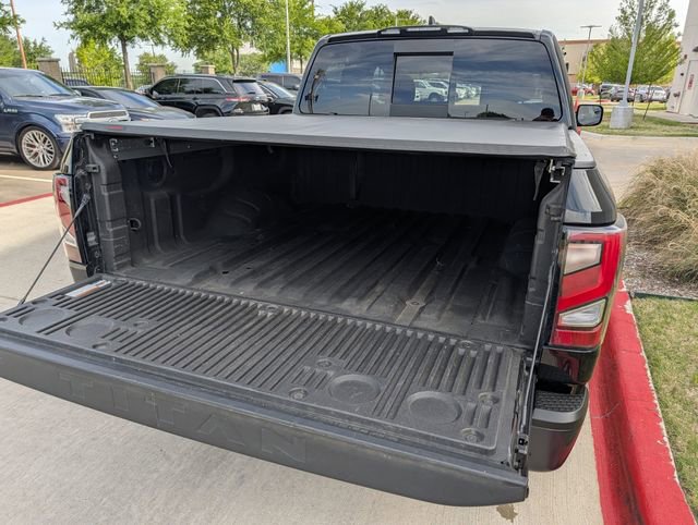 Used 2023 Nissan Titan PRO-4X w/ Pro-4x Convenience Package image 28
