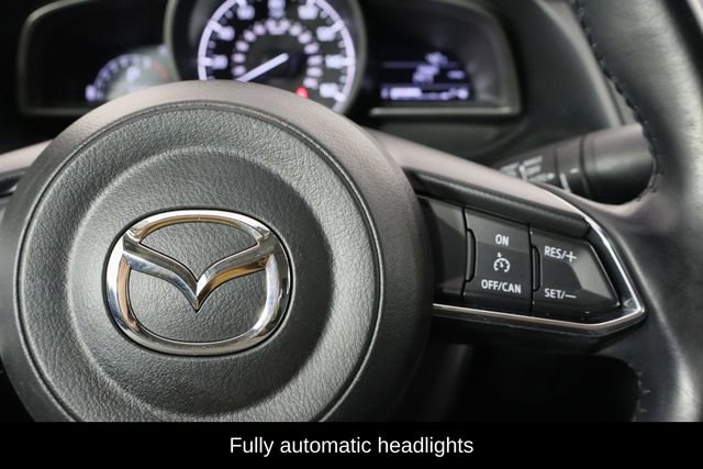 Used 2018 MAZDA MAZDA3 Touring image 10