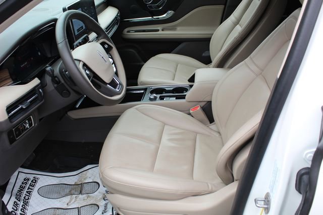 Certified 2024 Lincoln Corsair Reserve w/ Equipment Group 201A AWD/4WD image 14