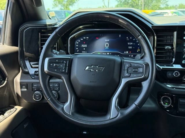 Used 2022 Chevrolet Silverado 1500 ZR2 w/ Technology Package AWD/4WD image 9