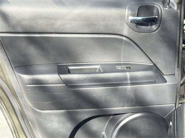 Used 2016 Jeep Patriot Sport w/ Power Value Group image 22