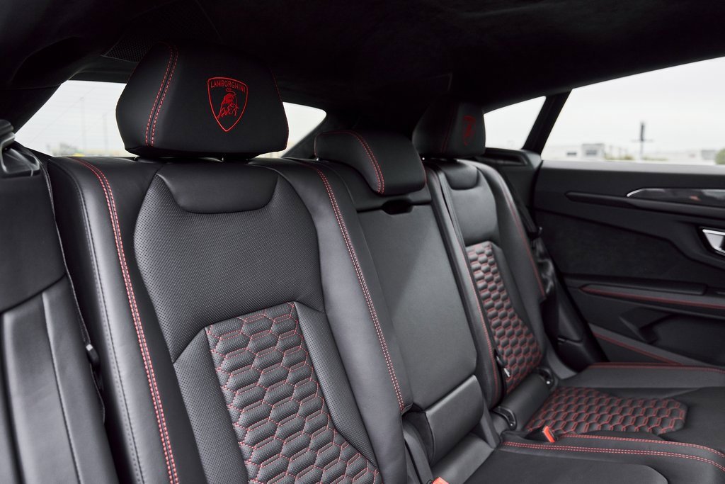 Used 2021 Lamborghini Urus image 45