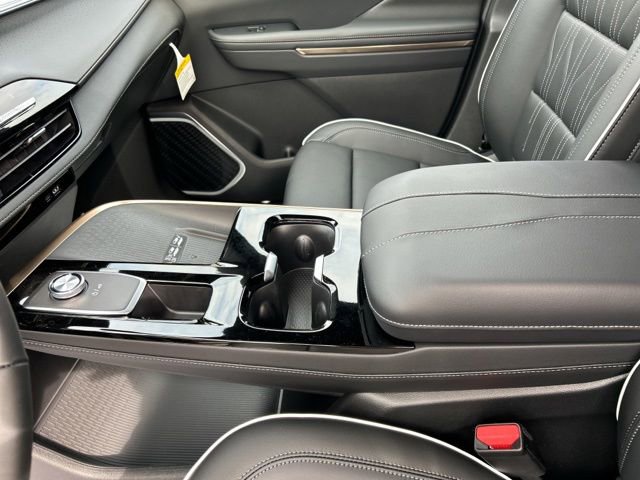 New 2026 Buick Enclave Avenir w/ Super Cruise Package AWD/4WD image 35