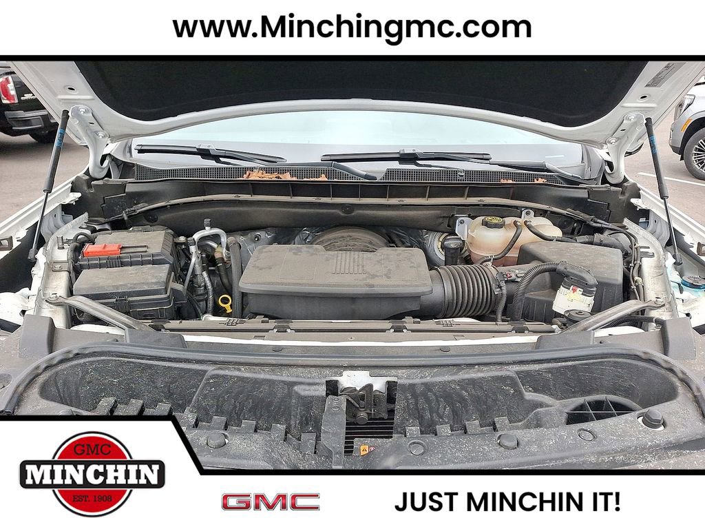 Certified 2024 Chevrolet Suburban RST w/ Sport Performance Package image 31