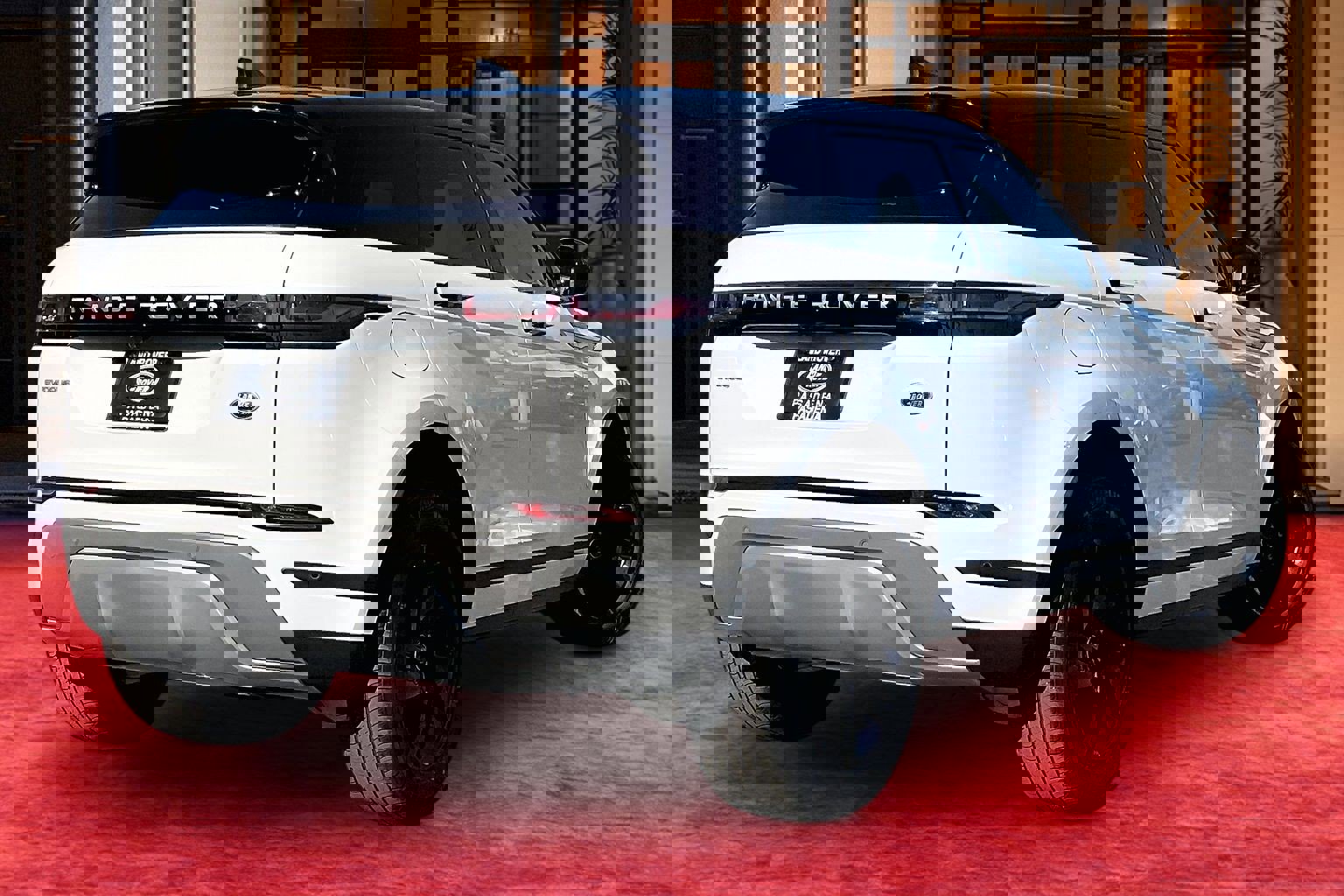 Used 2022 Land Rover Range Rover Evoque S image 12