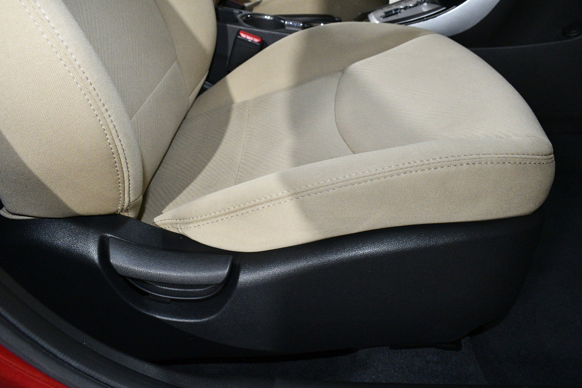Used 2013 Hyundai Elantra GLS w/ Preferred Pkg FWD image 14