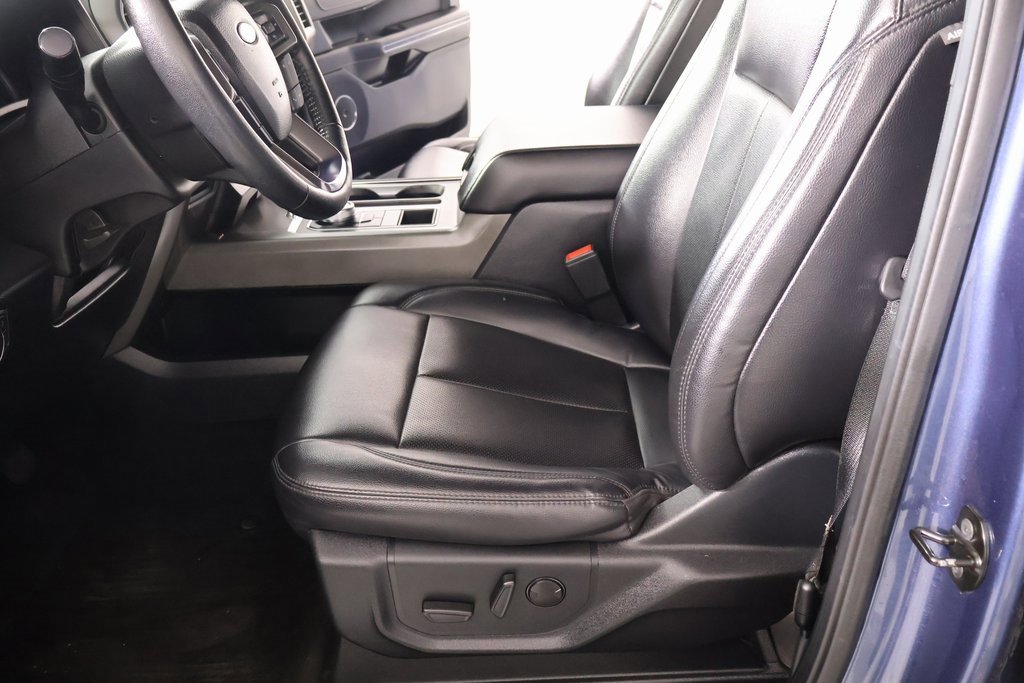 Used 2020 Ford Expedition XLT w/ Equipment Group 201A image 10