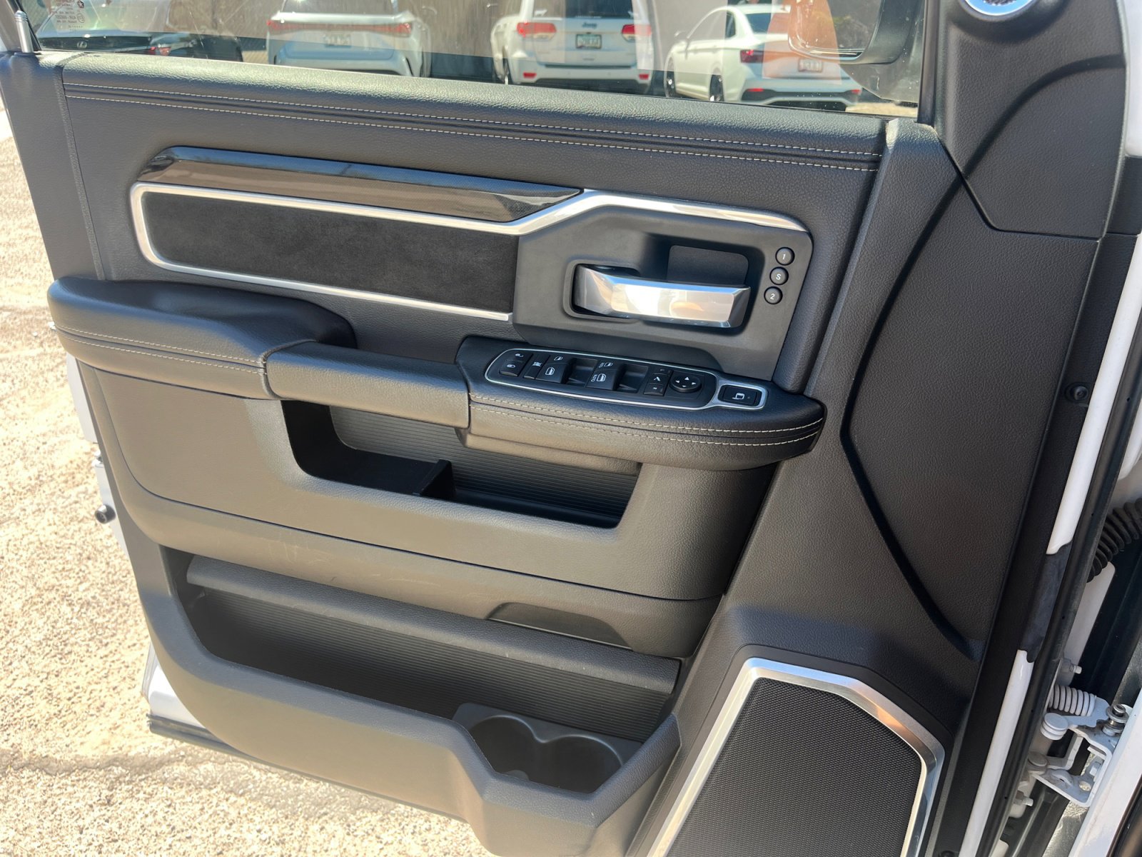 Certified 2020 RAM 2500 Laramie image 13