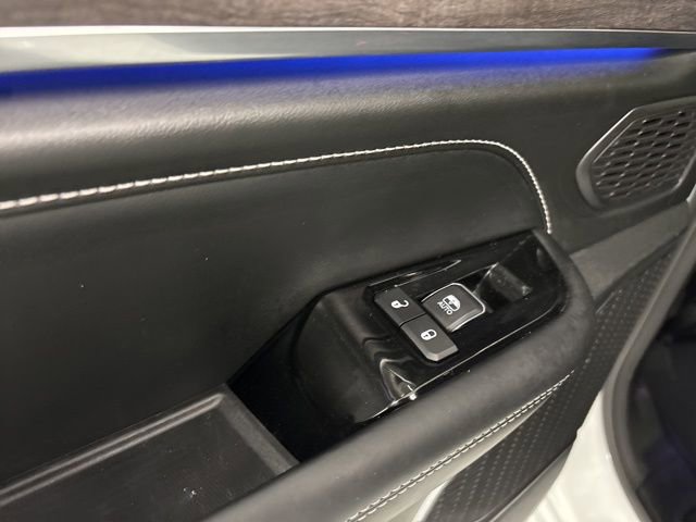 Used 2023 Jeep Grand Cherokee Overland image 23