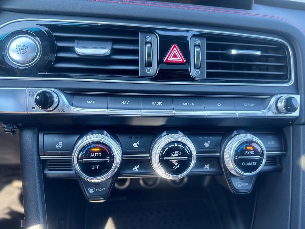 Used 2023 Genesis G70 3.3T w/ Sport Advanced Package image 11