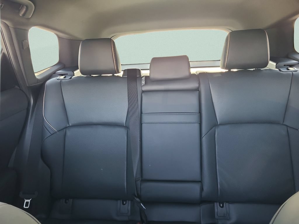 Certified 2025 Toyota Crown Signia AWD/4WD image 10