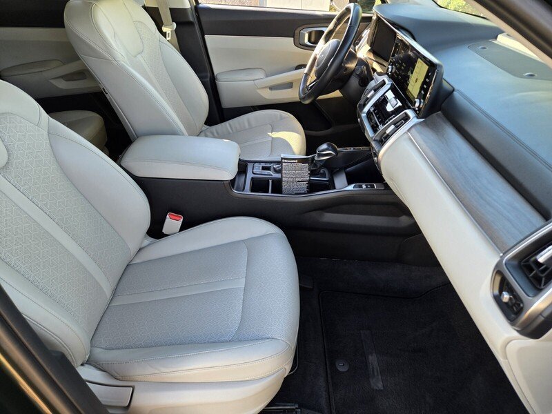 Used 2022 Kia Sorento X-Line EX AWD/4WD image 17