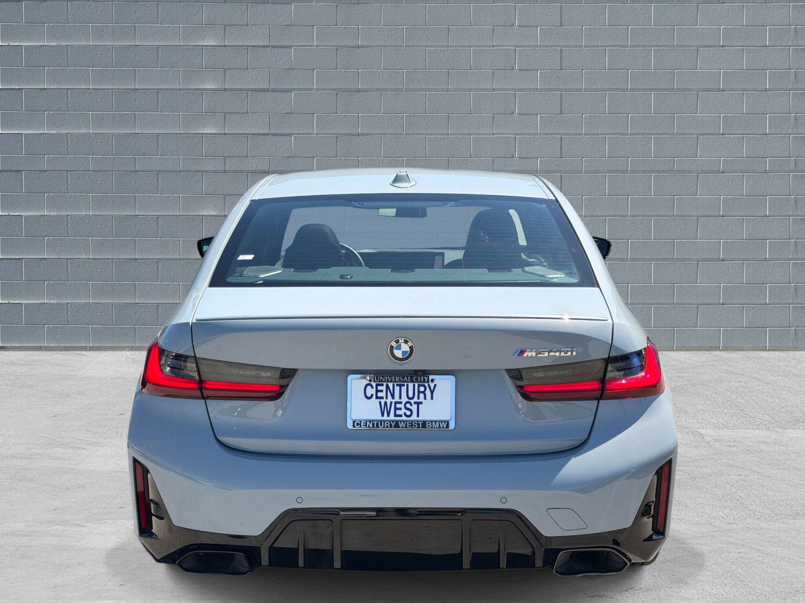 Used 2025 BMW M340i image 4