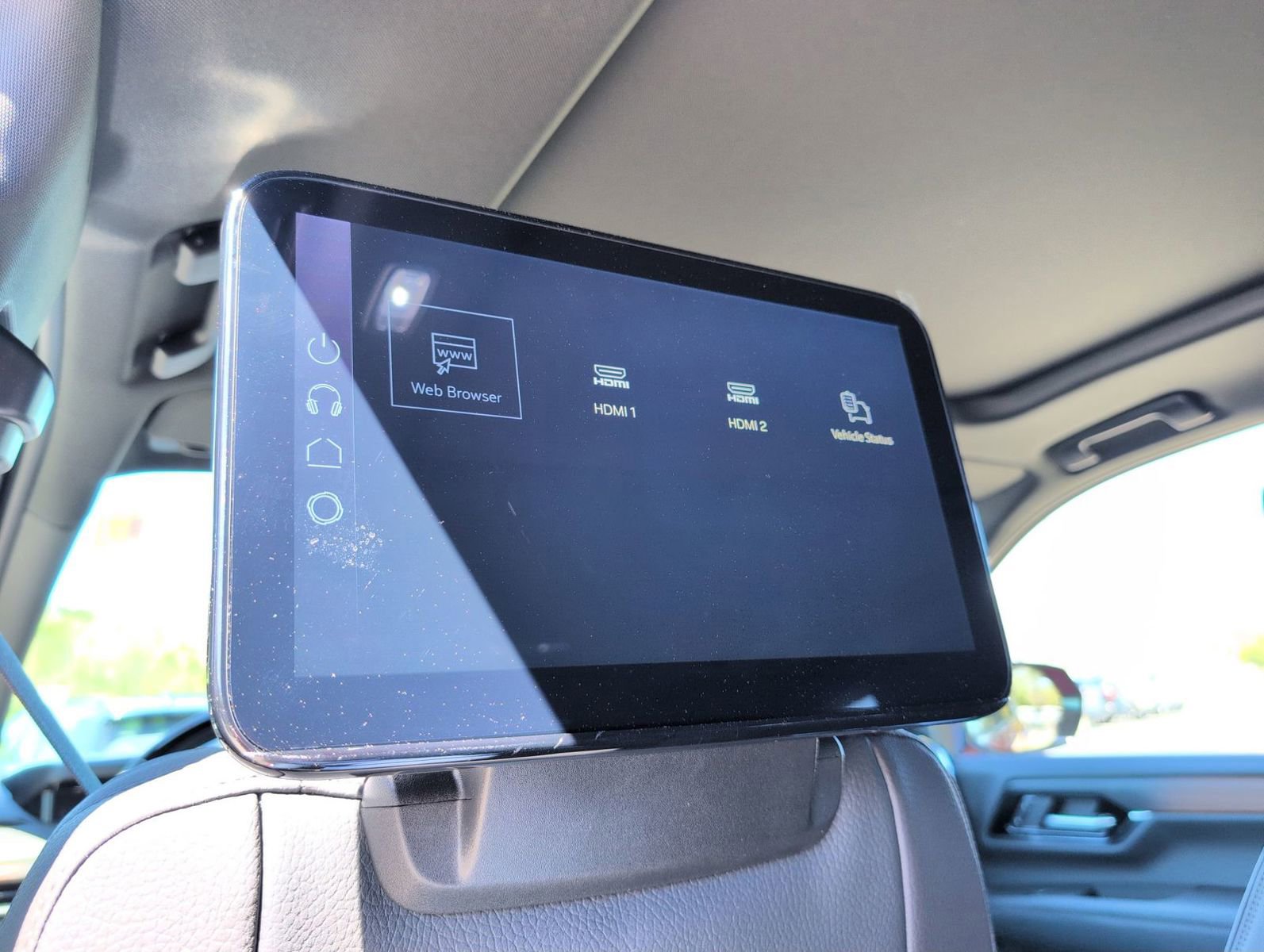 New 2026 GMC Yukon Denali w/ Denali Reserve Package image 32