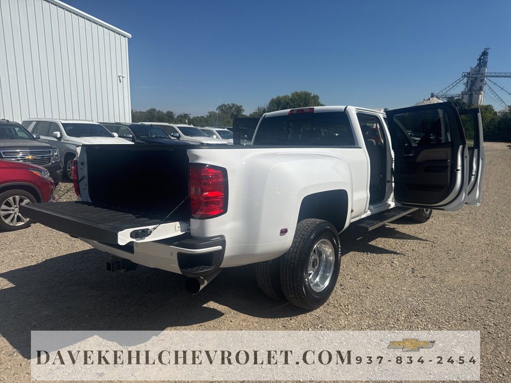 Used 2015 GMC Sierra 3500 Denali w/ Duramax Plus Package image 43