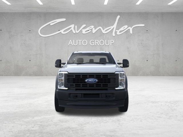 New 2025 Ford F550 4x4 Regular Cab Super Duty image 5