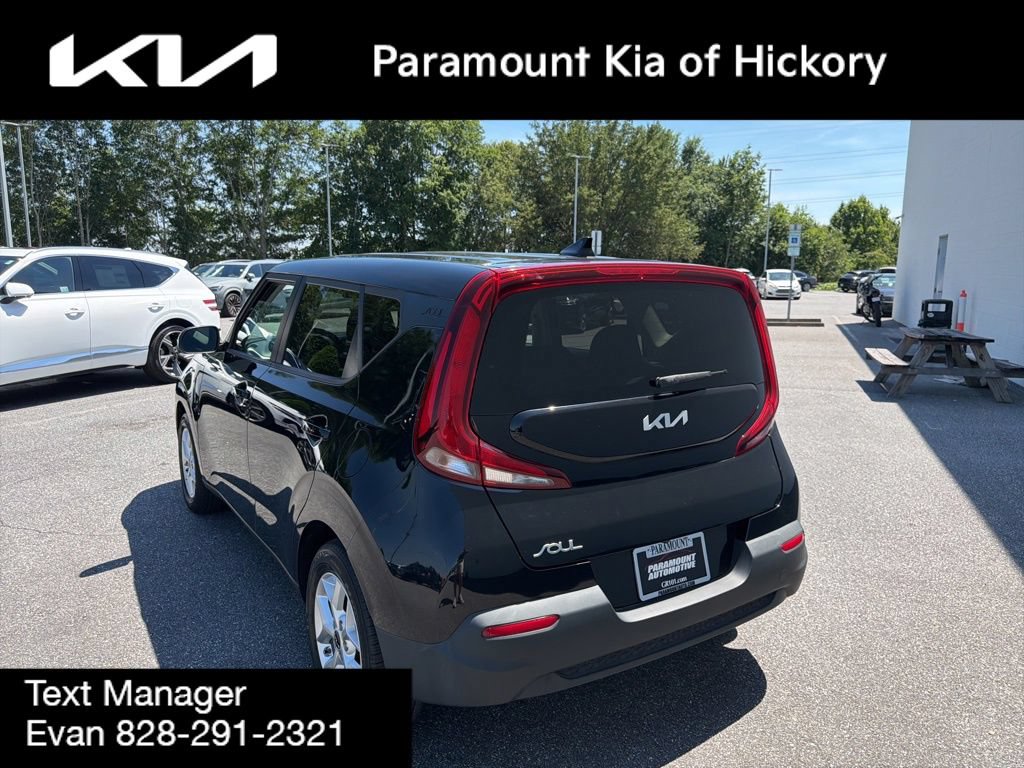Used 2022 Kia Soul LX w/ Technology Package FWD image 7