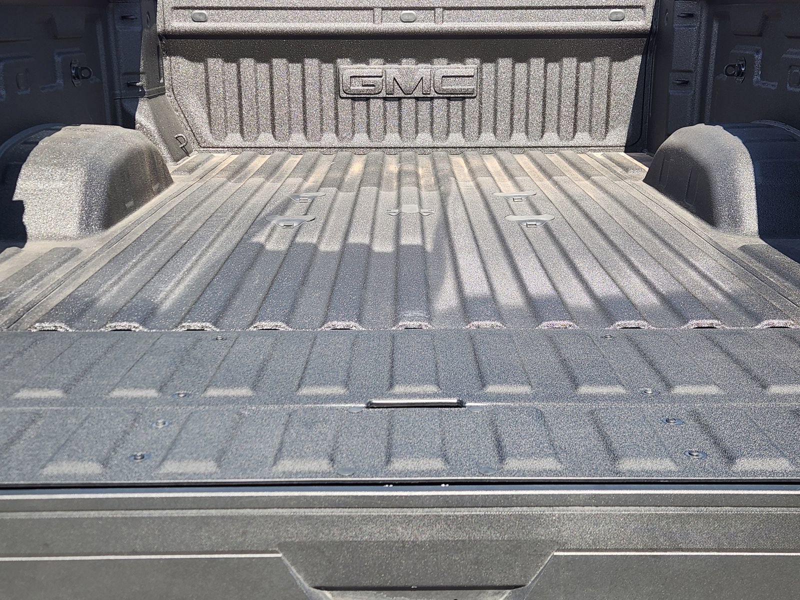 Certified 2025 GMC Sierra 2500 Denali Ultimate image 37