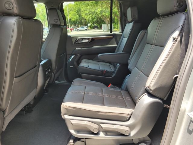 New 2025 Chevrolet Suburban High Country image 16