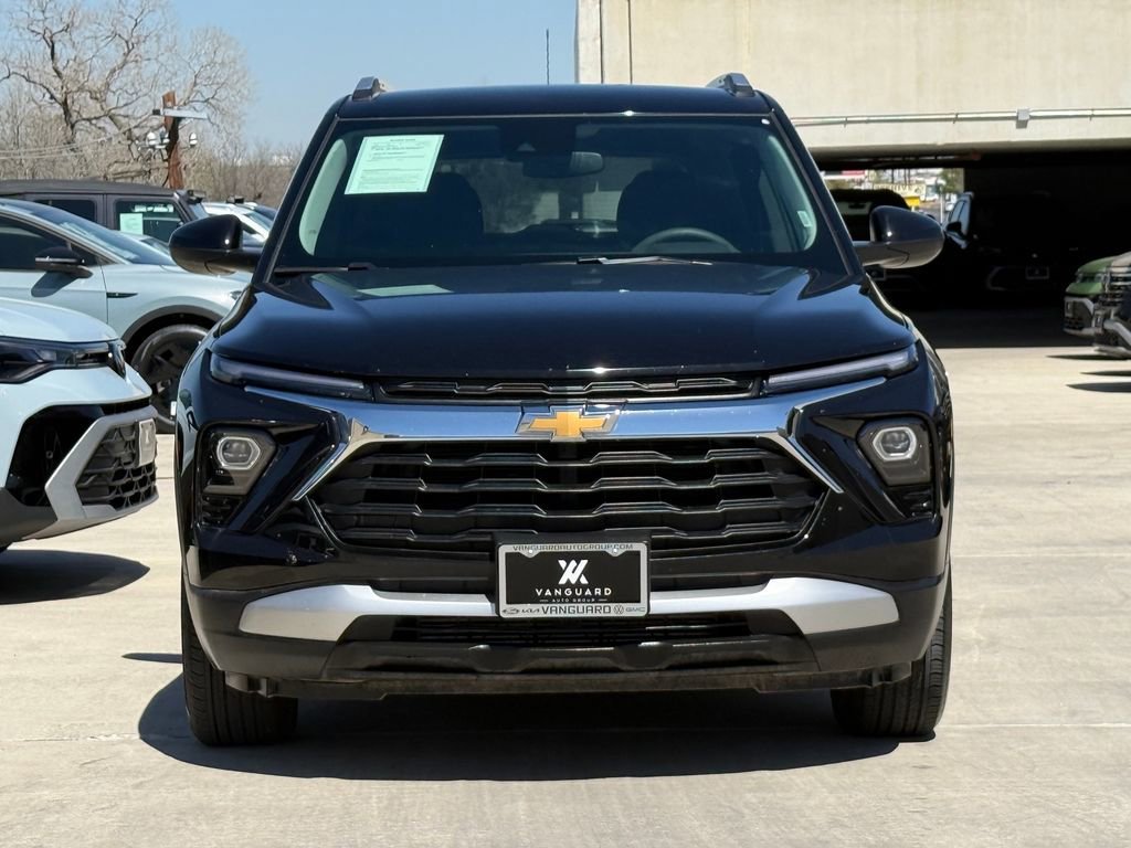 Used 2025 Chevrolet TrailBlazer LT image 4