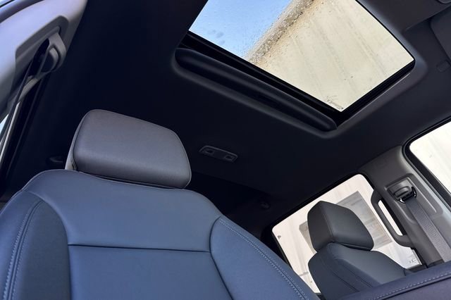 New 2026 Chevrolet Silverado 1500 RST w/ Dark Appearance Package image 21