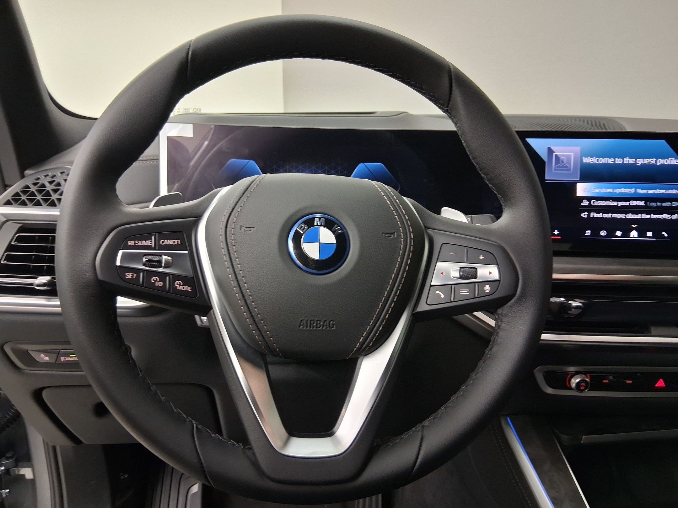 New 2026 BMW X5 xDrive50e w/ Premium Package AWD/4WD image 15