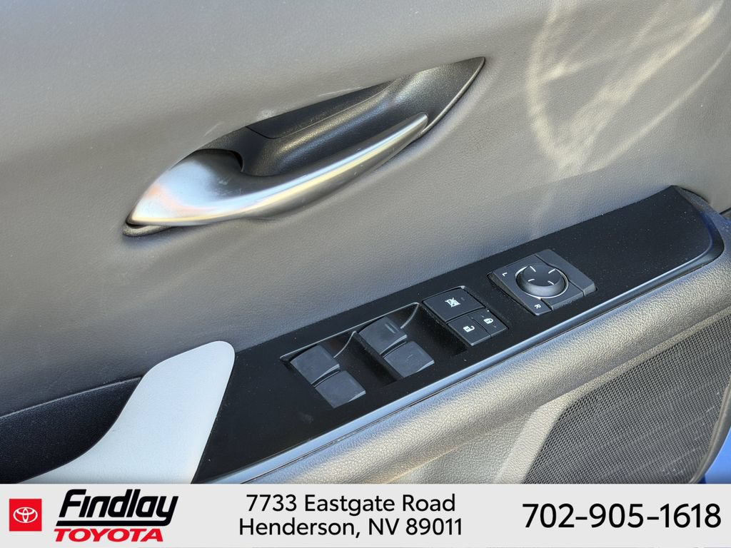 Used 2024 Lexus UX 250h F Sport FWD image 21