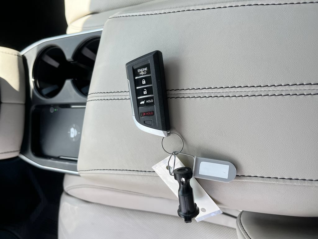 Used 2025 Acura RDX SH-AWD w/ Advance Package image 27