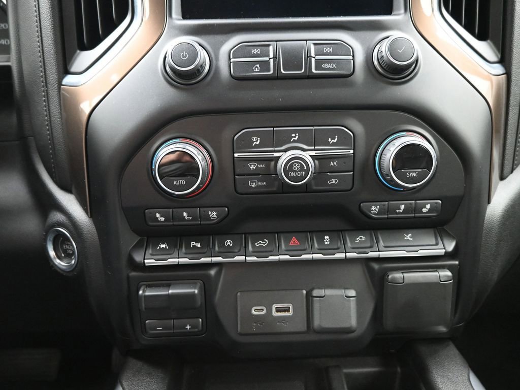 Used 2020 Chevrolet Silverado 1500 High Country image 15