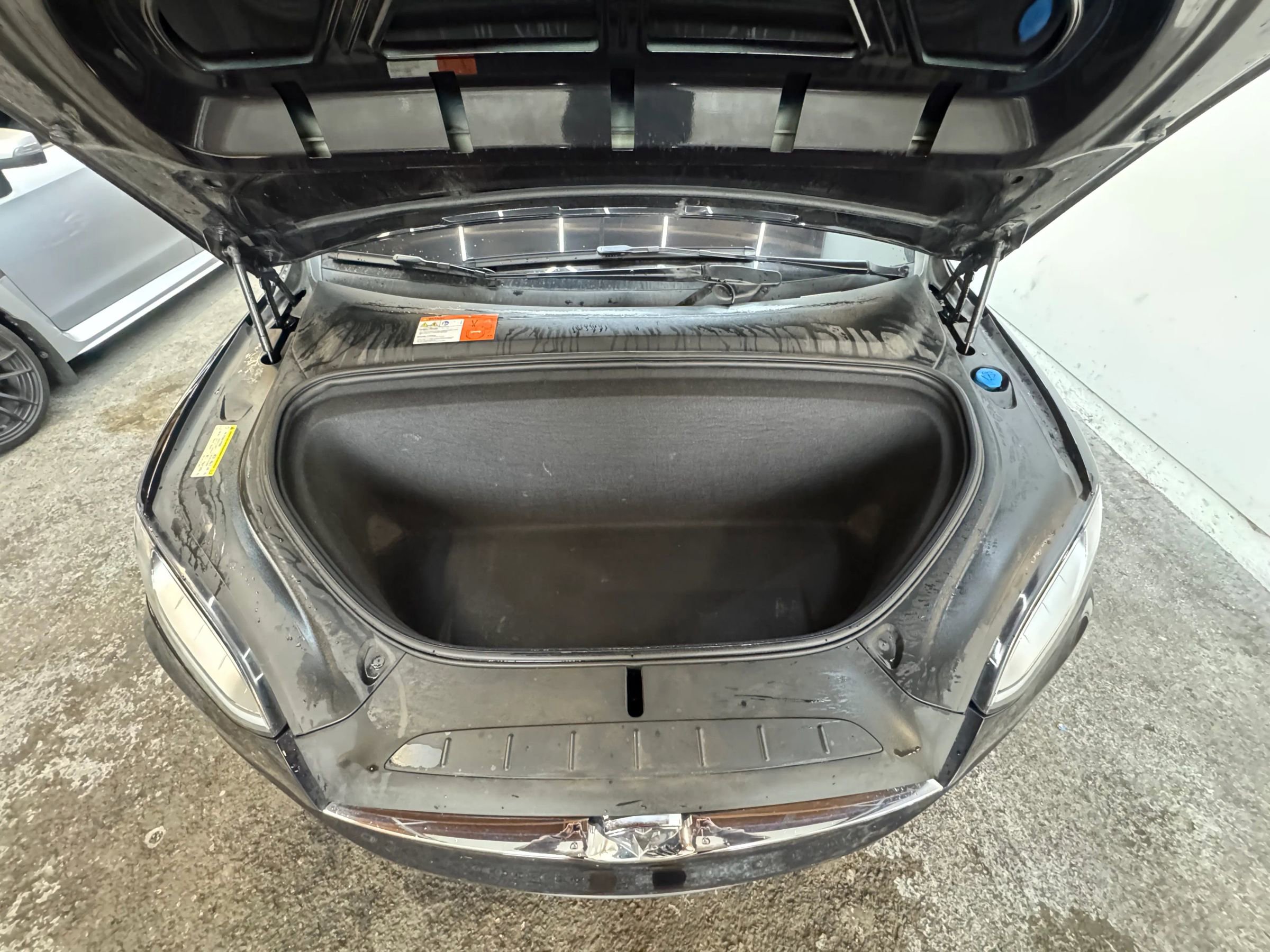 Used 2016 Tesla Model X 90D image 23