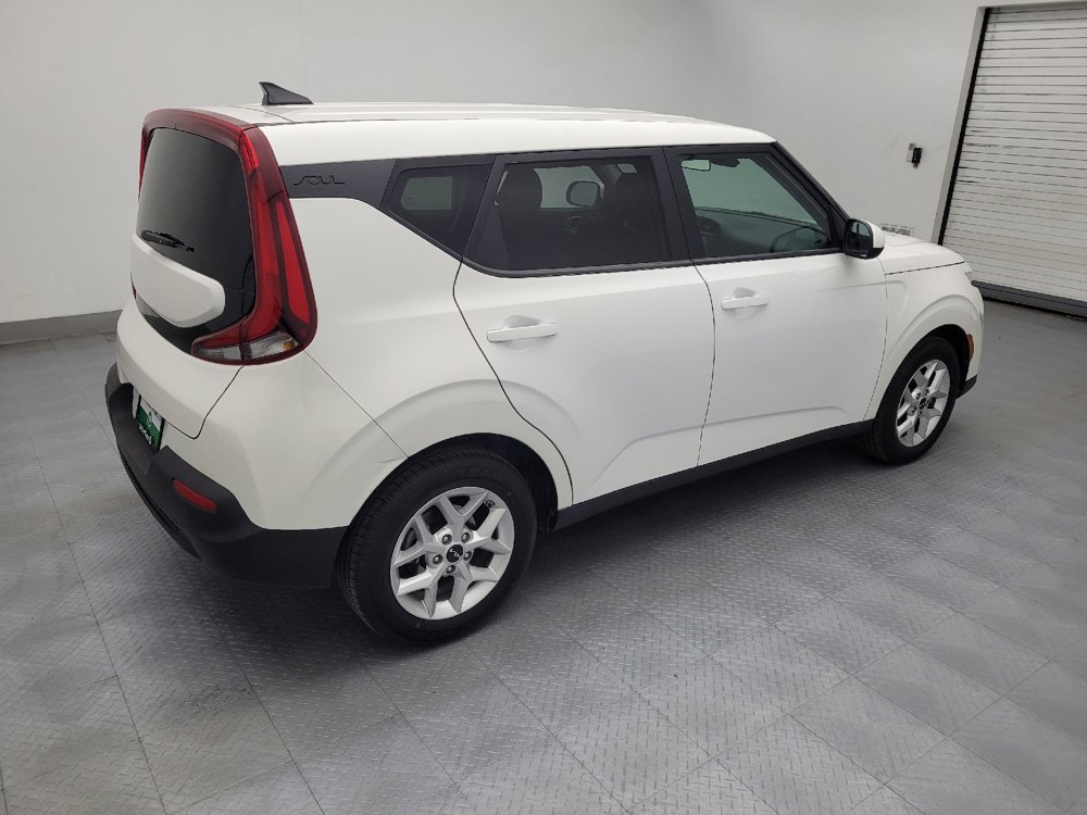 Used 2022 Kia Soul LX w/ Technology Package image 10