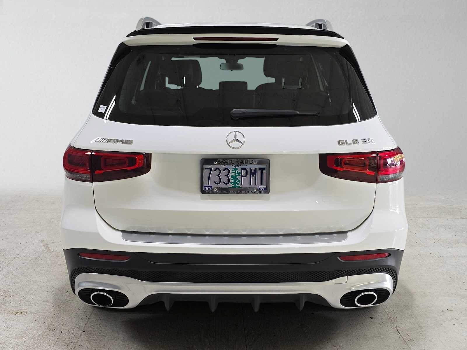 Used 2023 Mercedes-Benz GLB 35 AMG 4MATIC image 4