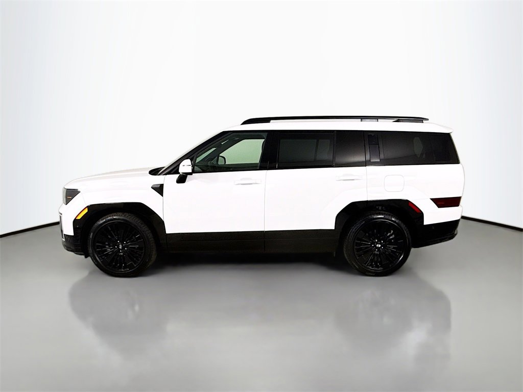 Used 2025 Hyundai Santa Fe Calligraphy image 2