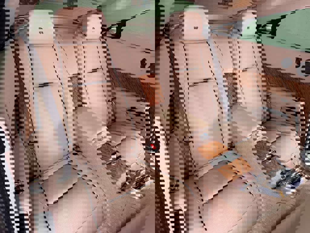 Used 2014 Rolls-Royce Wraith image 12