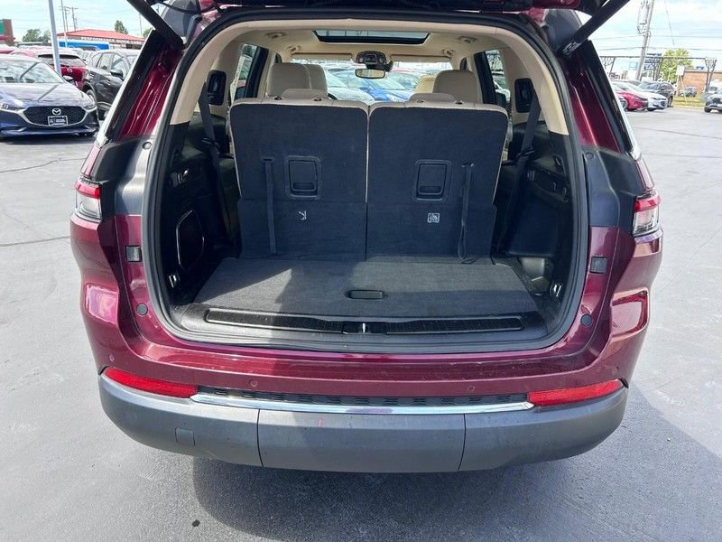 Used 2022 Jeep Grand Cherokee L Limited image 7