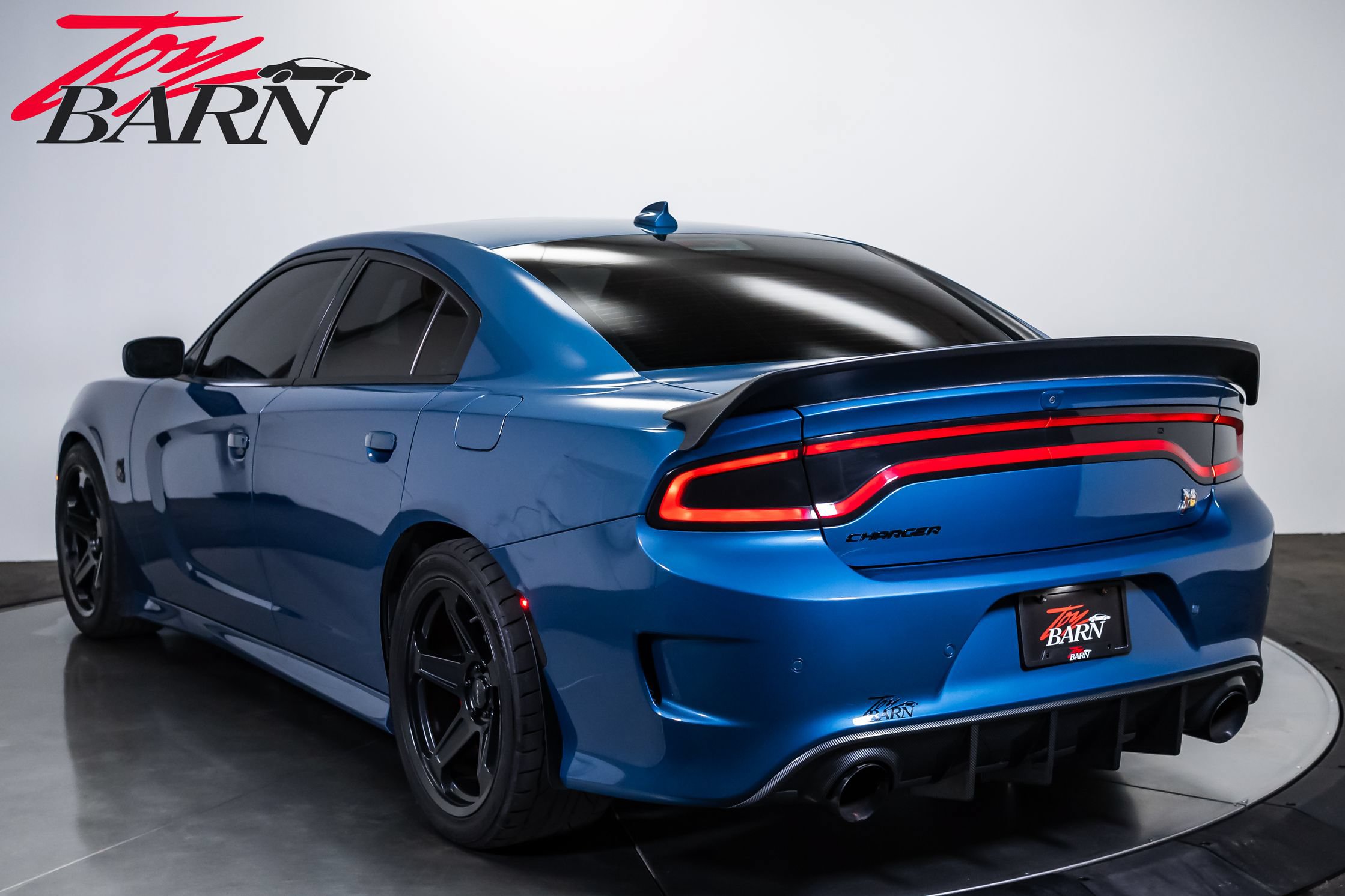 Used 2022 Dodge Charger Scat Pack RWD image 3