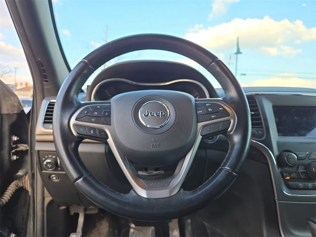 Used 2021 Jeep Grand Cherokee Laredo image 15