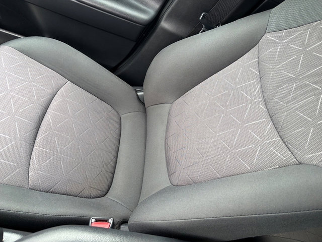 Used 2019 Toyota RAV4 XLE FWD image 24