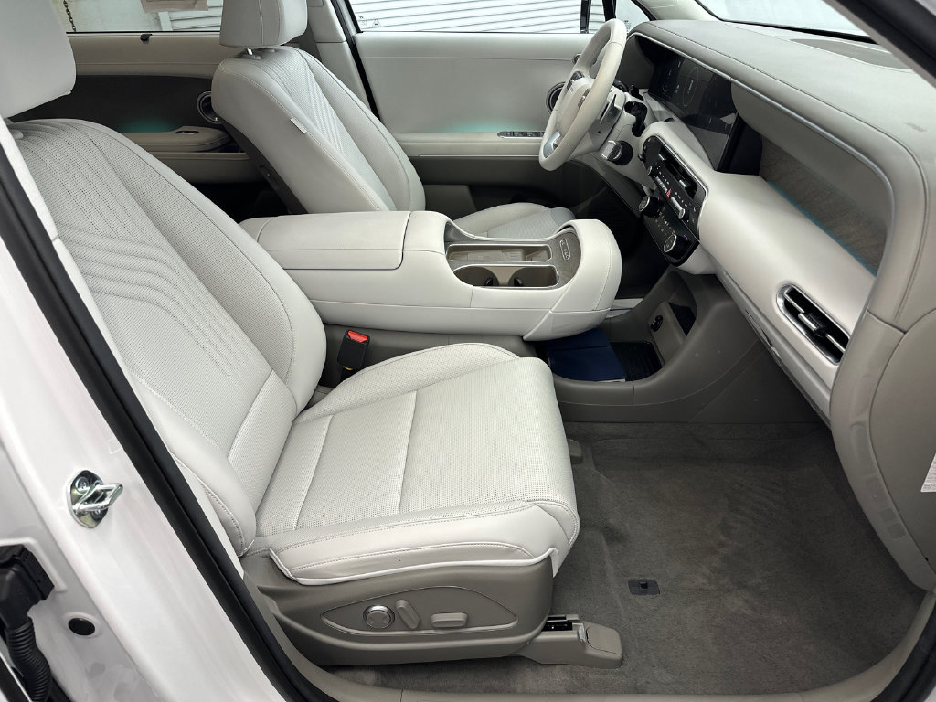 Used 2026 Hyundai Palisade SEL Premium FWD image 15