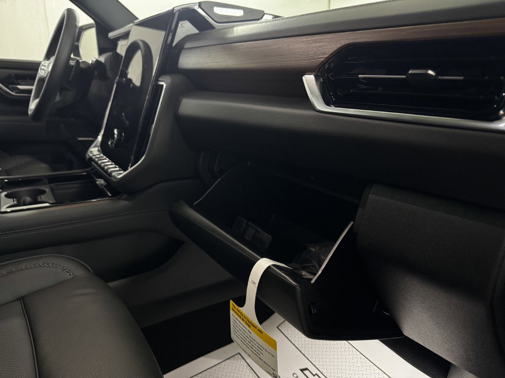 New 2026 GMC Yukon Denali w/ Sun & Power Step Package image 71