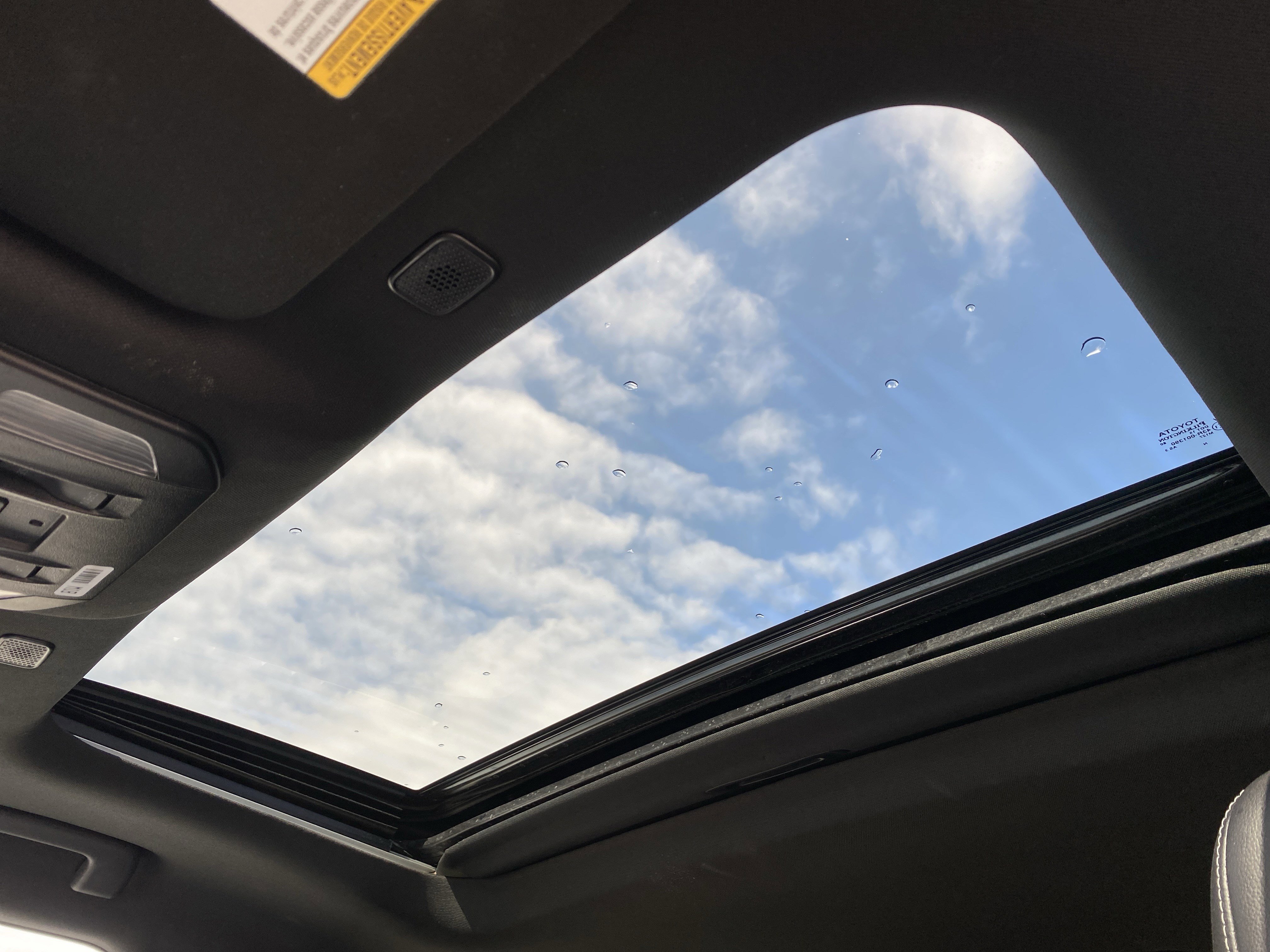 Used 2024 Toyota Highlander XSE image 8