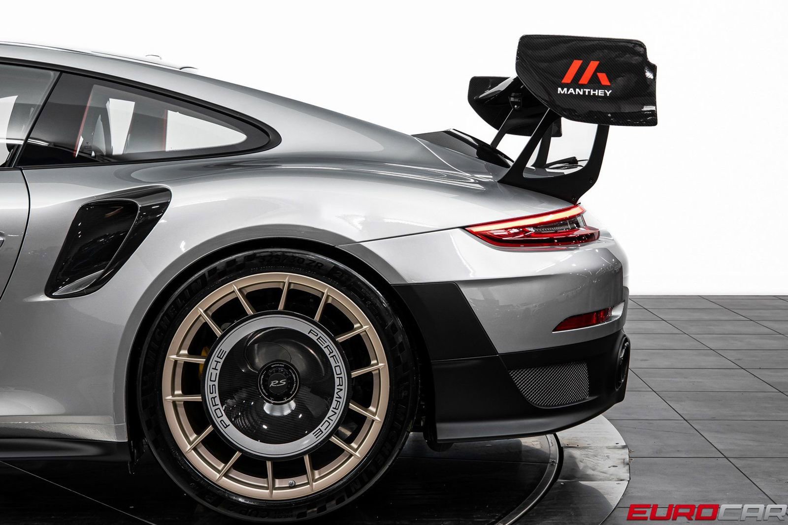 Used 2019 Porsche 911 GT2 RS image 24